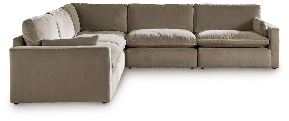 Find yourself inspired by elevated yet functional style. This sectional balances ultra-soft seating with a clean-cut appearance. Its modular design caters to your needs, whether youâ€™re making space for guests or setting up a cozy family movie night. Itâ
