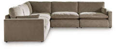 Find yourself inspired by elevated yet functional style. This sectional balances ultra-soft seating with a clean-cut appearance. Its modular design caters to your needs, whether youâ€™re making space for guests or setting up a cozy family movie night. Itâ