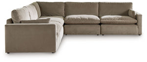 Find yourself inspired by elevated yet functional style. This sectional balances ultra-soft seating with a clean-cut appearance. Its modular design caters to your needs, whether youâ€™re making space for guests or setting up a cozy family movie night. Itâ
