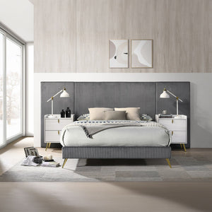 Muilee - Eastern King Bed - Gray