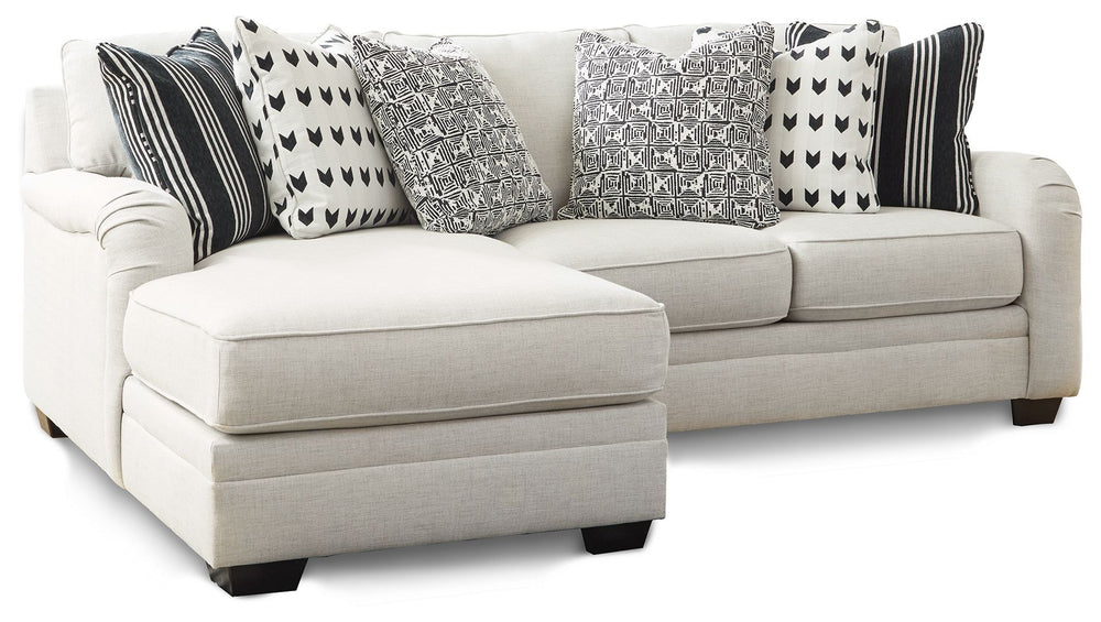 Innovatively recalling classic English countryside motifs for the current age, this sectional with chaise transforms your space with a charming approach to comfort. Its dove gray upholstery acts as a clean foundation for your modern farmhouse aesthetic. D