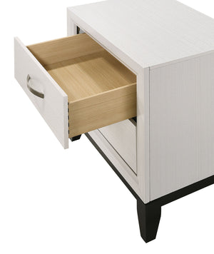 Akerson - King 4 Piece Bedroom Set - White