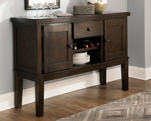  classic styling and touches of vintage inspiration. Top with a deep