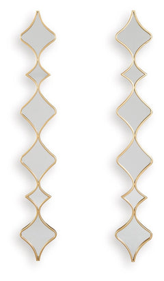 This accent mirror set jazzes up your walls with modern glamour. Its unique design and goldtone finish exude a sophisticated sensibility while creating visual depth. Whether hung vertically or horizontally, these geometric gems are a reflection of your go