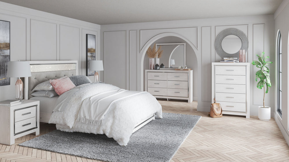 Altyra - 7 Pc. - Dresser, Mirror, Queen Panel Bed, 2 Nightstands - White