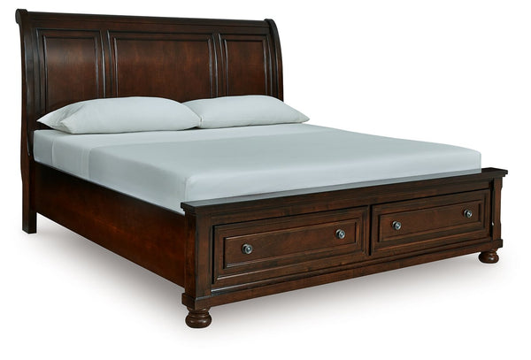 The quality craftsmanship is clear to see. The classic design elementsâ€”including bun feetâ€”are easy to love. Satisfying your taste for vintage inspiration, this king sleigh storage bed is elegant without looking fussy. Two built-in drawers at the foot 