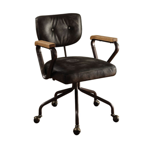 Our durable Hallie office chair gets its industrial look from oversized button tufted back and vintage top grain leather. The 5-star swivel base fitted with casters, it keeps you moving from one task to the next. Some Assembly Required.<br/><br/><b>Produc