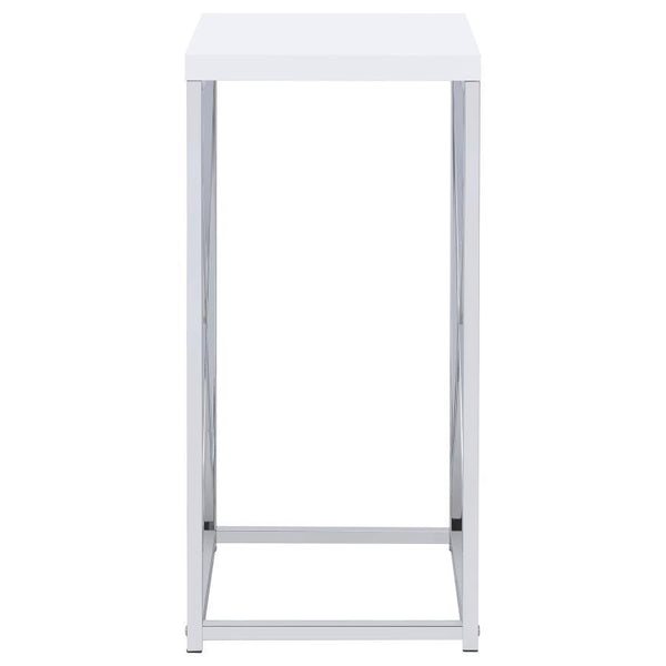  metallic finish. Dress up any living or sitting area with the crisp and