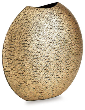 This vase offers a unique take on contemporary stylings. An antiqued goldtone finish has a glam appeal, while the rounded form gives it geometric character. Equally as artistic displayed on its own or with faux greenery, this vase is a statement-making ad