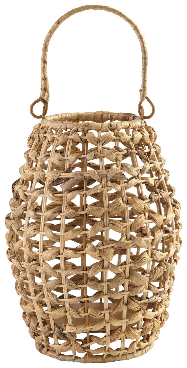 With its woven natural rattan and open-and-airy design, this lantern appeals to those turned on by a natural, bohemian sense of style. Holds one flameless pillar candle (not included).<br/><br/><b>Product Features</b><ul><li>WARNING: Do not use with open 