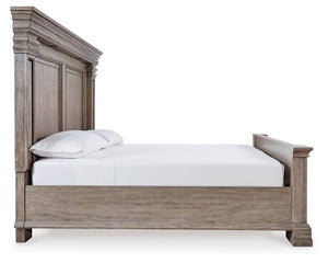 Blairhurst - Light Grayish Brown - California King Panel Bed
