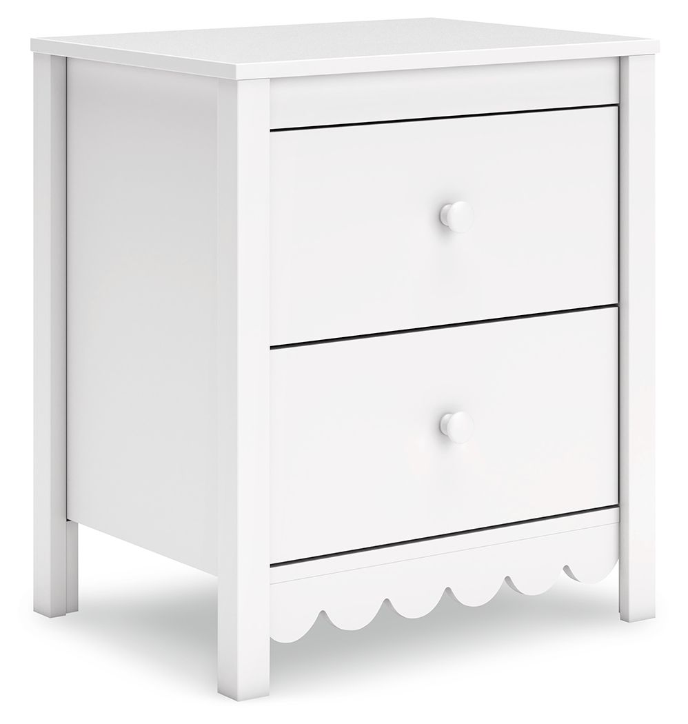 Thanks to its playful scalloped design, this nightstand is the perfect fit for cottage or coastal farmhouse interiors. The matte white finish serves as the perfect backdrop to showcase your personal taste and creativity. And its spacious drawers let you s