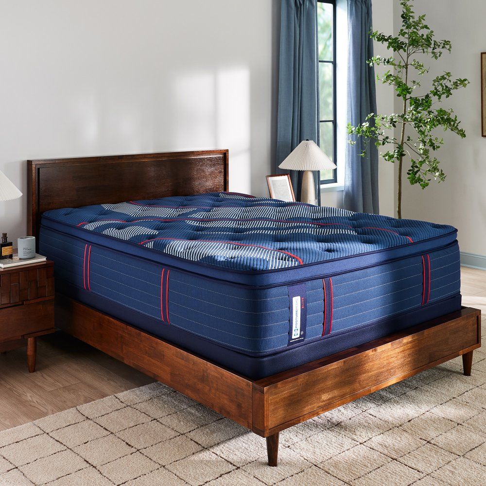 The Sealy Posturepedic Elite Spring Soft mattress deliversa perfect blend of pressurerelief, support,and cool-to-the-touch comfort night after night.The orthopedic-inspiredPosturepedic Pro Support System reduces those nagging Bed Acheswith exclusivePrecis