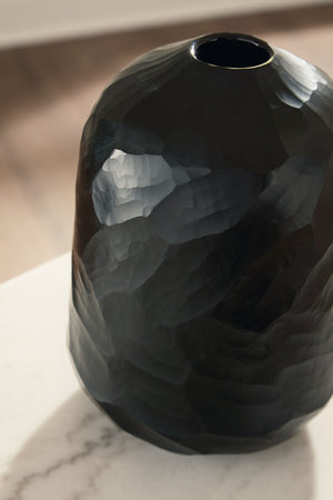 Ryanford - Black - Vase - 9.65"
