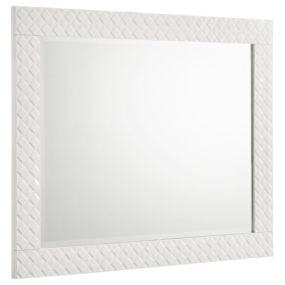 Complete your dresser with this elegant mirror, designed to enhance the modern aesthetic of your bedroom. The high gloss finish and 3-dimensional diamond tile emboss perfectly complement the dresser, creating a cohesive look. This mirror features a sturdy