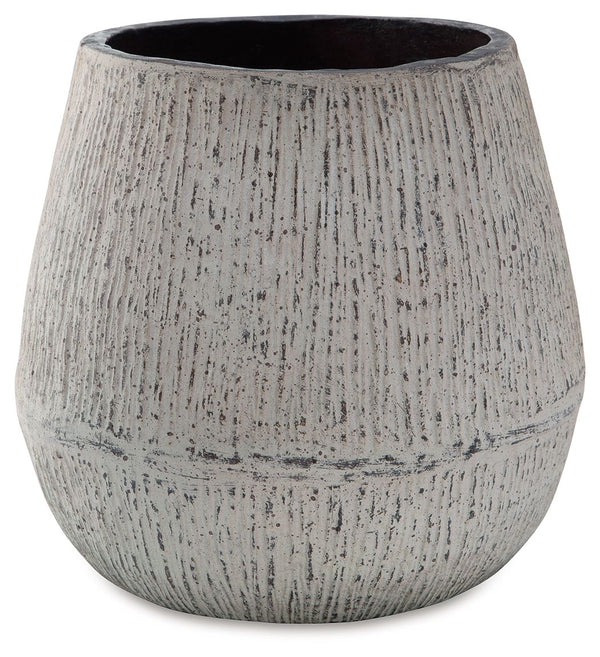 Elevate your home-'s artful appeal with this vase. Its distressed paper composite features a textural aesthetic that gives it mounds of character. Filled with artificial/dried flowers or left unadorned, it-'s a tasteful addition to your creatively curated