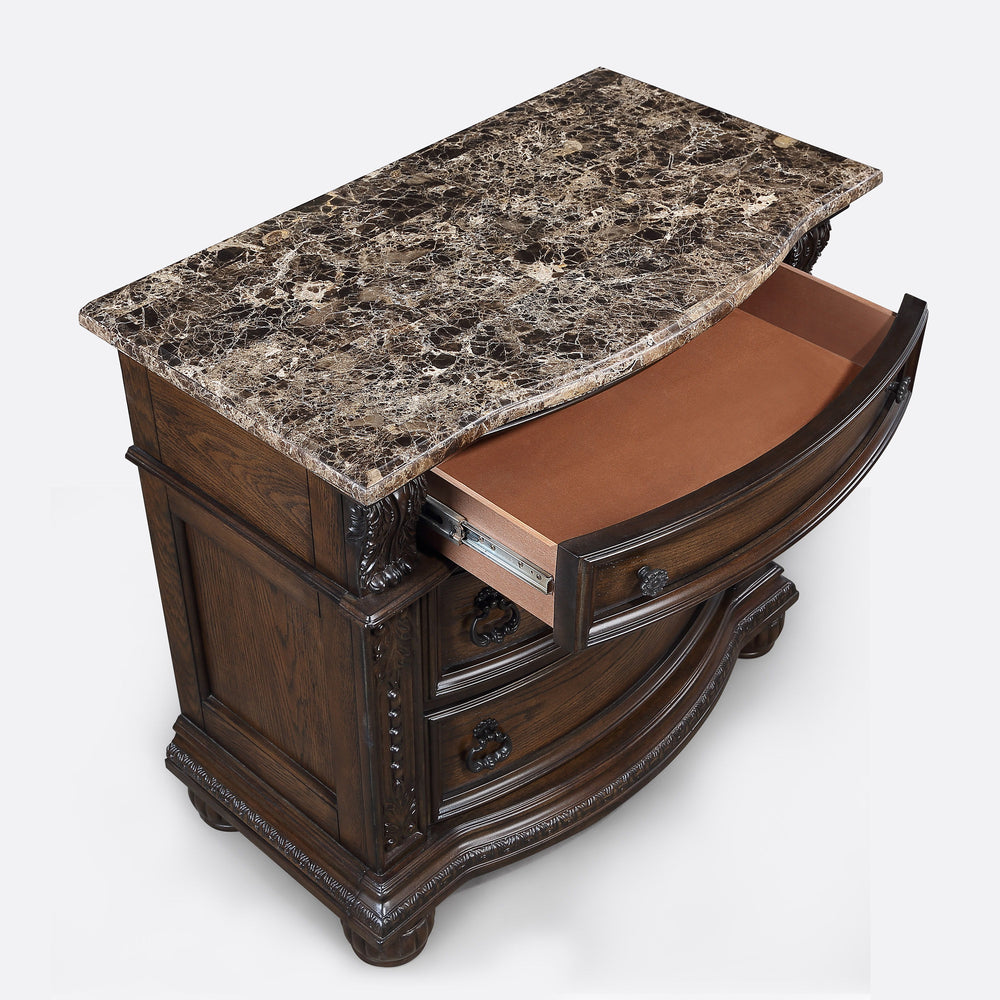 Step into a world where classic elegance meets timeless design with our exquisite bedroom collection. Designed for those who covet regal charm and functionality, this suite features rich, natural wood tones that evoke the grandeur of an aristocratic estat