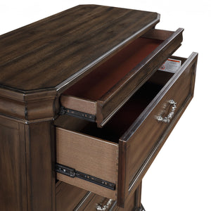 Lyndhurst - Chest - Walnut