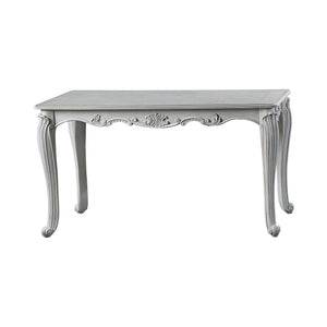 The Cambria Hills Occasional Collection is an exquisite addition for those looking for the best in luxury lounging. The handmade wood carvings add to the already glamorous silhouette, while the custom-designed patterns add a luxurious touch. The highlight