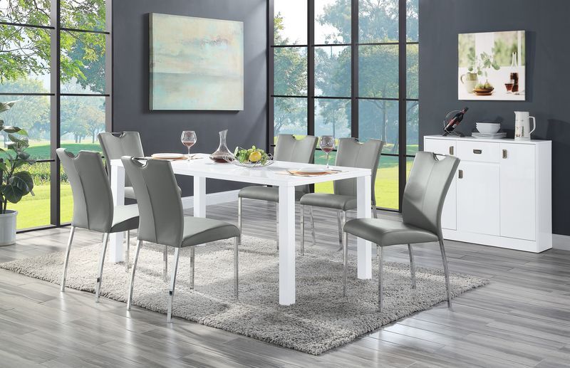 Simple and modern, the Pagan white high gloss dining table is a stunning centerpiece for your dining area. Designed to seat 6 comfortably, the white high gloss table is a perfectly stylish setting for any occasion. Carefully crafted from engineered wood a