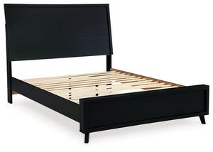  highlighting the clean-lined styling. And a matte black finish suits different approaches 