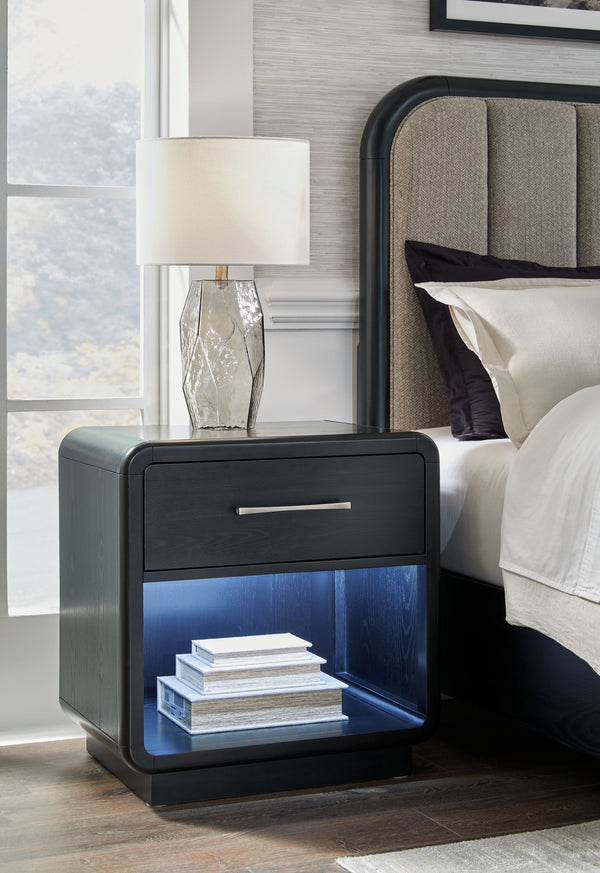  2 Nightstands