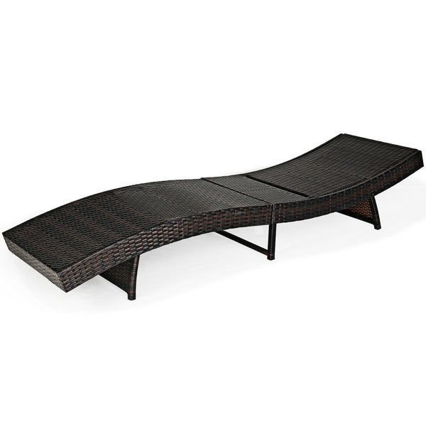 Equipped with thick cushion---D17 sponge filling and non-woven fabric cover <br>Use hoop and loop fastener to attach the cushion to the chair <br>The cushion cover is detachable and washable. <br>The backrest has 5 adjusting levels  height options from 16