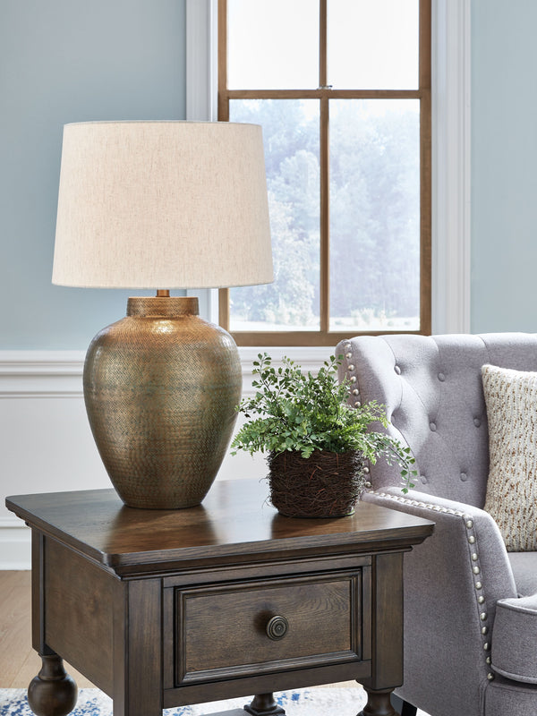  this table lamp fills a room with well-lit splendor. Simple in shape