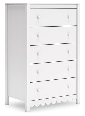 Thanks to its playful scalloped design, this chest of drawers is the perfect fit for cottage or coastal farmhouse interiors. The matte white finish serves as the perfect backdrop to showcase your personal taste and creativity. And its spacious drawers let