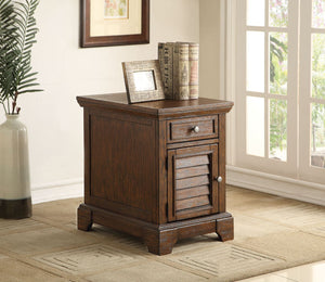 The Evrard brings versatility and convenience to any home. The storage space under the table provides extra space for living room essentials and the dark oak can easily match with any home Decor.<br/><br/><b>Product Features</b><ul><li>Case: 1Pc/1Ctn</li>
