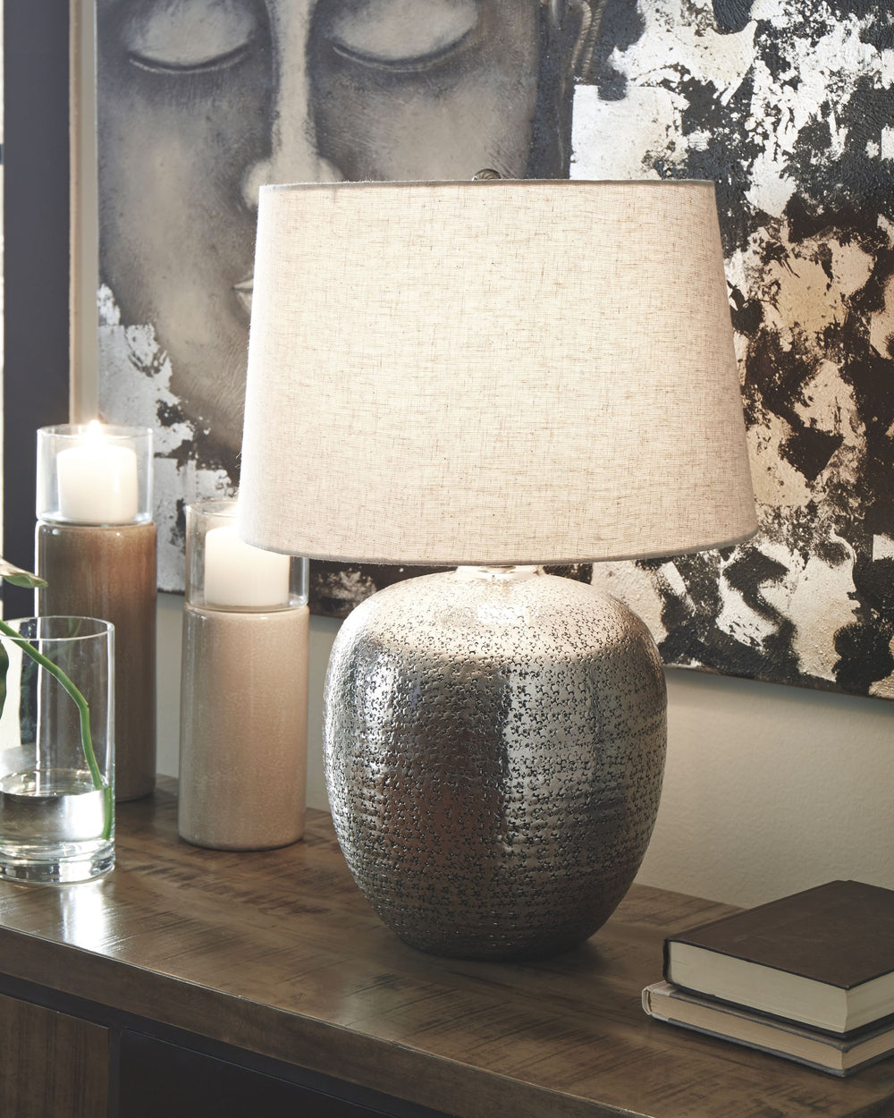 Stay trendy with hammered aluminum that exudes urban refinement. This table lampâ€™s silvertone sheen will fill any space with well-lit splendor.<br><br><b>Additional Dimensions</b><br><ul><li>Shade: 0-"</li><li>Base: 0-"</li><li>Cord length: 100-"</li></