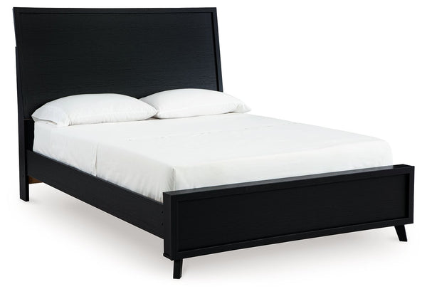 Sophisticated style for the savvy shopper. This panel bed prioritizes affordable, on-trend design. Its subtle replicated texture recalls the natural beauty of wood, highlighting the clean-lined styling. And a matte black finish savvily suits different app