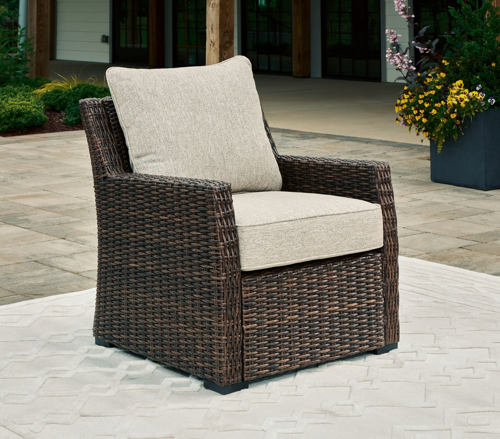 Relax. Refresh. Refine your outdoor oasis. This lounge chair masters high style with beautiful simplicity. High-performance fabric, warmly neutral hues and all-weather durability invite everyday use. From getting sun-kissed in the summer to chilling with 