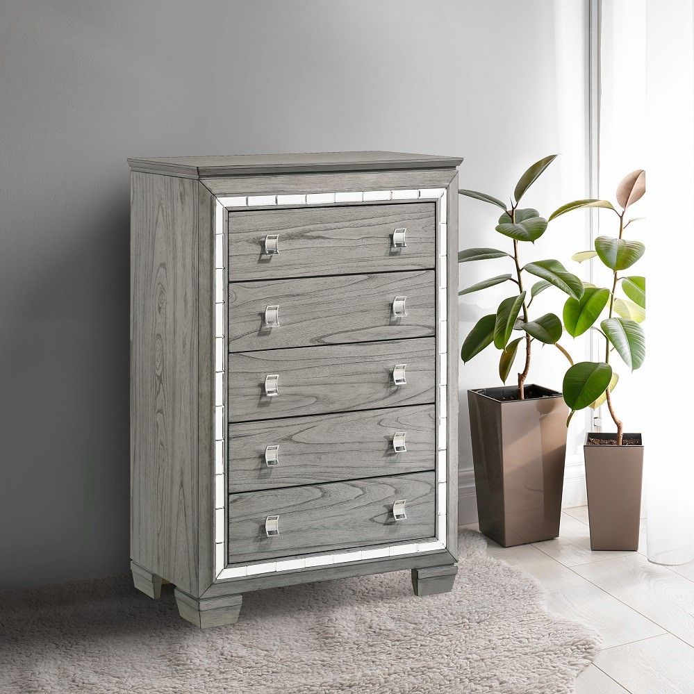5 Drw Case-Leg Wooden Frame with Mirrored Front Trim Wooden Block Leg Shape: Rectangular<br/><br/><b>Product Features</b><ul><li>Case: 1Pc/1Ctn</li><li>Finish: Light Gray Oak</li><li>Style: Glam</li><li>Materials: Wood, Mirror, Composite Wood</li></ul><br