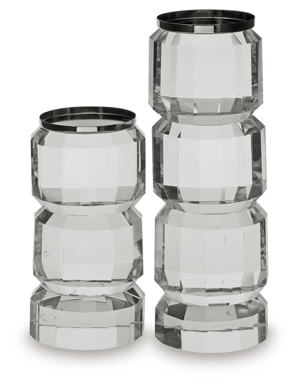 Clearly upscale and on-trend. Pairing crystal with silvertone metal accents, this candle holder set shines with a sophisticated sensibility. It-'s perfect for your contemporary design tastes.<br><br><b>Additional Dimensions</b><br><ul><li>Candle holder-la