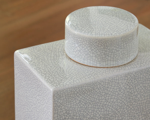  the accent piece brings dimensionality to your decor.<br/><br