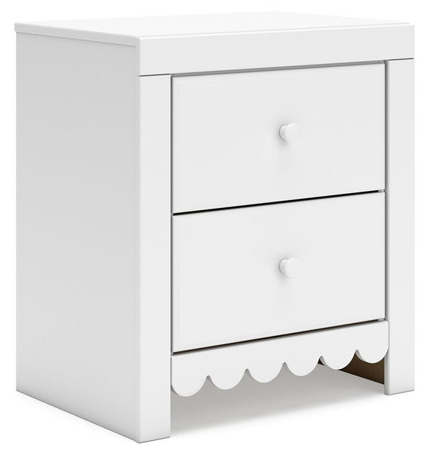 Make waking up or bedtime that much more magical with this nightstand. Charmingly cute with its scalloped detailing, it appeals to both her sense of playful whimsy and your love for modern design. The nightstand-'s included USB charging keeps devices or n