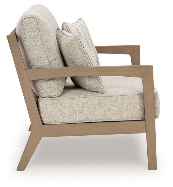  its Weatherwood construction enhances the contemporary d