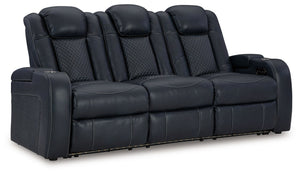  cup holders and storage arms. You c