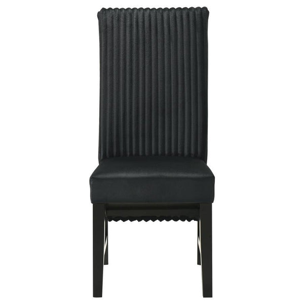  adding rich texture and a stylish visual contrast. The seat itse