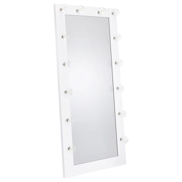 Rodeo Drive is no match for this Hollywood-inspired full-length floor mirror, a glam element with plenty of functionality. Set your sights on the Zayan mirror for an extra treat, placing it in a bedroom or dressing space and admiring a clean look with sub