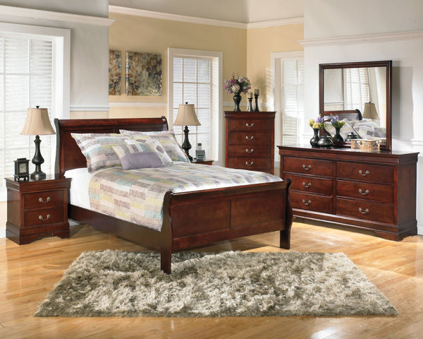 Made with select veneers and hardwood solids. Warm dark brown finish. Antique bronze color hardware. <h4><b>Alisdair - Reddish Brown - Dresser</b></h4> <table width=-"100%-"><colgroup><col style=-"width: 30%