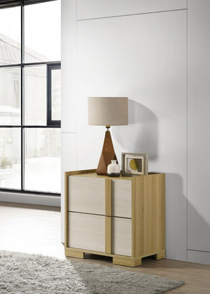  perfectly designed to match your stylish bed. Inspired by contemporary Italian design