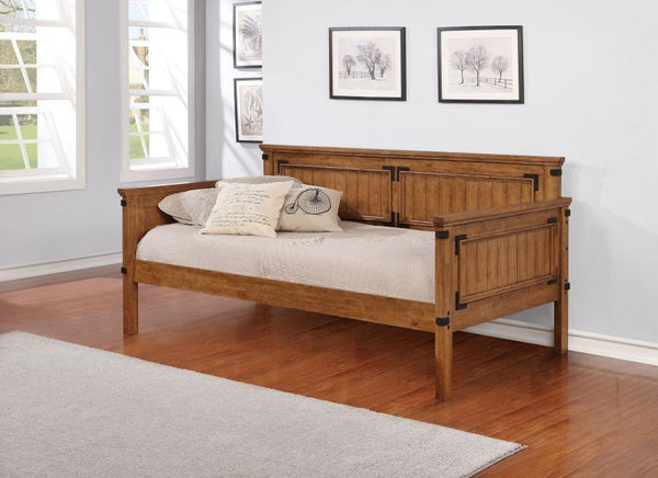 it blends seamlessly into family living spaces or guest rooms. Constructed from solid rubberw
