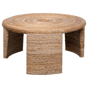  it combines elegance and sturdiness. Its three b