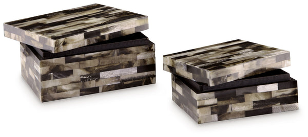  keeping clutter off the tops of your dressers and accen