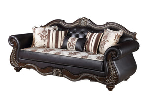 The Royal Classics Maximus Living Room Sofa blends heirloom-quality craftsmanship with timeless elegance, making it a luxurious addition to any refined living space. Expertly crafted from solid pine and adorned with premium polyurethane carvings, this sof