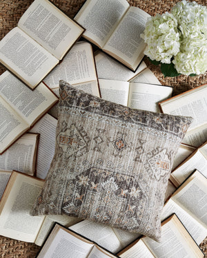  this marvelous medallion throw pillow is effortless elegance at its best. Whether your style is classic or eclectic