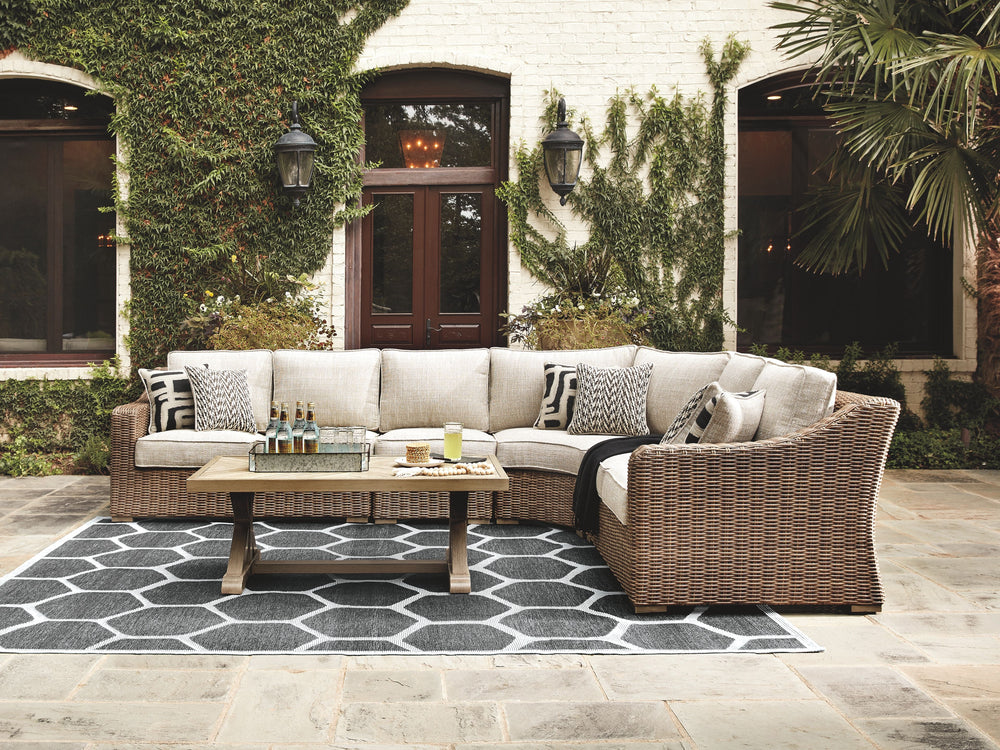Beachcroft - 5 Pc. - Sectional Lounge Set - Beige
