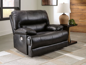  meet contemporary function. This power recliner combines your ideal comfort features